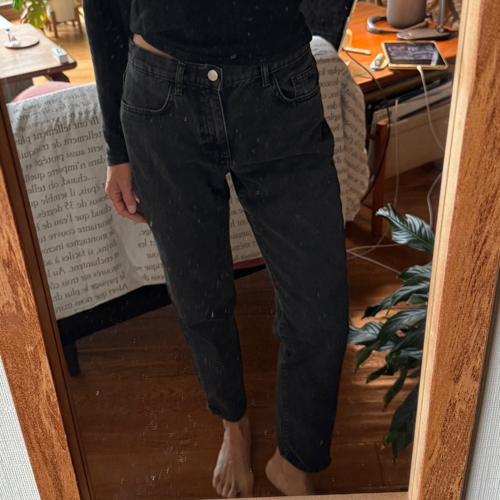 Medium High Rise Tapered Ankle Black Women's Jeans